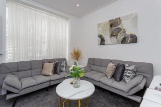 Open Mind Property - 3 Bedroom , Henderson Lodge - 9
