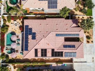 Luxurious Custom-built Villa Pool Spa Fire Pit more - 4