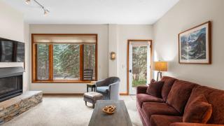 Ghostriders 2 by AvantStay Tidy Unit Close to the Slopes and Shops - 6