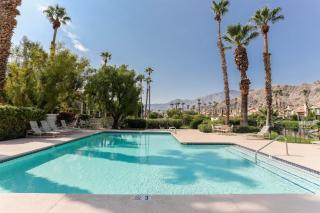 SPECTACULAR LAKE with MOUNTAIN VIEW BBQ POOL SPA - 7