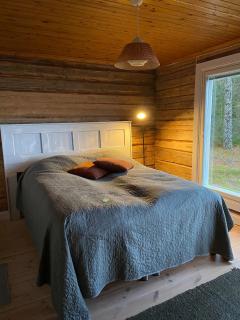 Metsäpirtti merenrannalla - 6