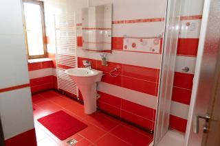 Pensiunea La Radu - 6