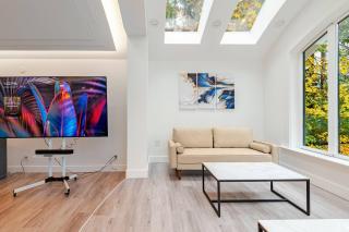 Serene 5-Bedroom Nature Retreat - 6