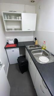 2 Budget En-Suite Rooms w Kitchen in Coventry - 8