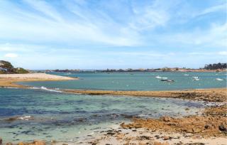 Amazing Home In Trévou-Tréguignec - 4