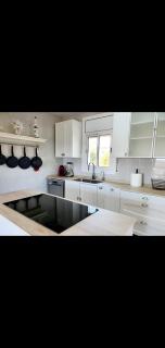 Casa con mucha luz natural - 1