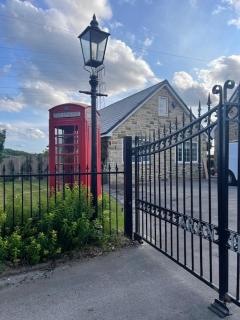 2-Bedroom Cottage Peaceful Countryside Ledsham - 8