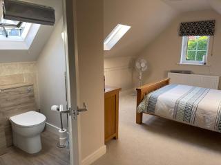 2-Bedroom Cottage Peaceful Countryside Ledsham - 2