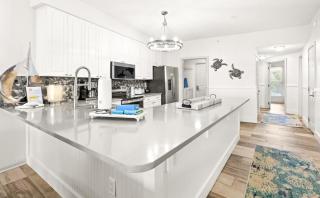 The Crescent 111 - 4