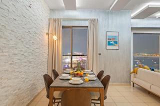 Luxe 3 Bedroom Apartment with Maid Room, Dubai Eye and Sea View - 1