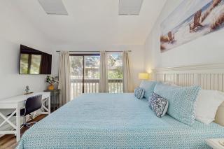 Beachwalk Escape (Beachwalk 112) - 2