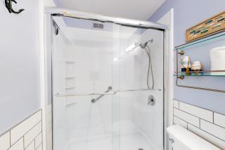 Fiddlers Cove 21B - 3