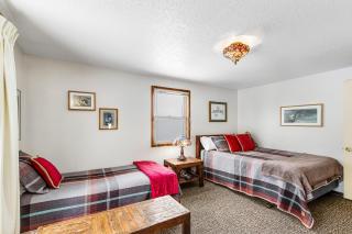 Snowfall Getaway -268 I - 2