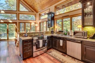 3 Mi to Vogel State Park! Family Home with Game Room - 1