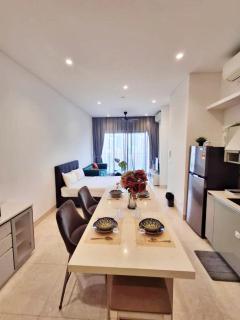 Lucentia Suites klcc by SkyPool - 2