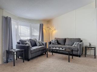 Forest Hideaway • Screened Porch • Grill - 7