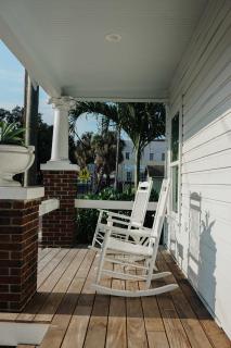 Casa Padrón - Gorgeous Home, Steps to 7th Ave - 8