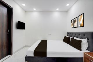 Hotel O RESTRO RELAX HOTEL & RESTAURANT - New Delhi - 2