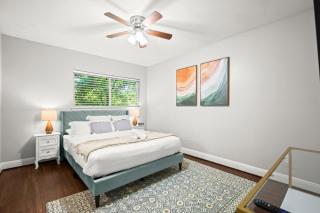 Cozy and Modern Apt in Austin - Parking - Washer and Dryer - Near Downtown and UT - 7
