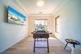 Elegant Oasis 3BR with Pool and Spa - 2