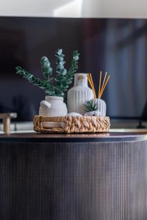 4BR House with Garden at Cardiff bay - 9