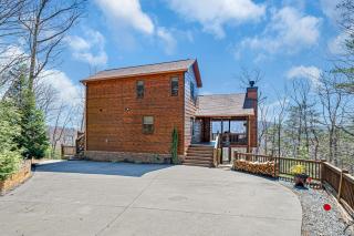 Coppertree Getaway - Mountain View Cabin in Blue Ridge GA - 5