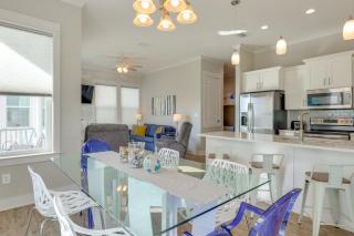 Gulf Shores Home with Shared Pool, 2 Blocks to Beach - 5