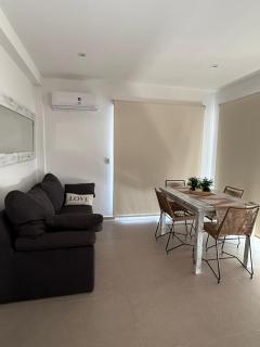 Departamento moderno y céntrico con pileta - 5