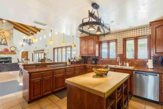 Fallbrook Vineyard Estate - 2