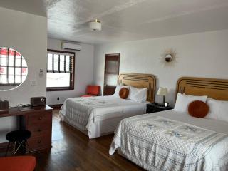 Boots Court Motel - 4