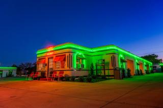 Boots Court Motel - 7