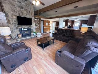 Shady Woods Cabin - 8