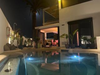 Beachside Villa - Casa Aboleon - 3