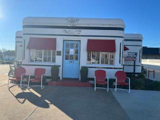 Boots Court Motel - 8