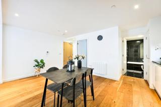 Modern 2Bed Flat, Close to Gatwick&Central London - 6