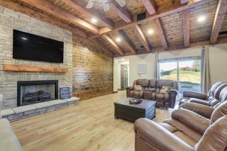 Patio and Views Country Getaway in Bluegrass Region - 7