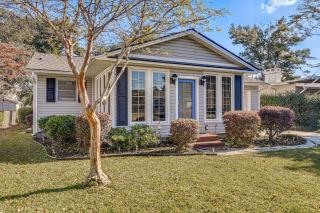 Steps to Sea! Family Getaway in North Myrtle Beach - 0