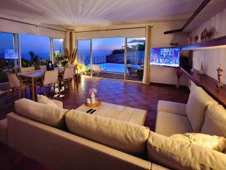 Villa Ocean Wave Calheta - Heated Pool & Stunning Ocean View - 3