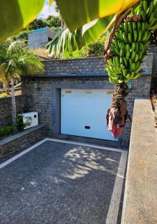 Villa Ocean Wave Calheta - Heated Pool & Stunning Ocean View - 1