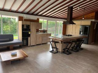 Colombia Escape - Cafe Acapulco Extasis - 1