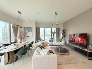 UNIQUE - BURJ KHALIFA & FOUNTAIN ViEW-4 BR - 2