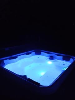 Durbuy Chalet 9p jacuzzi billard jeux - 9