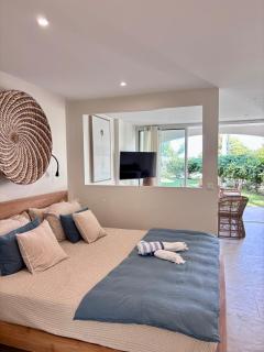 Blue Bay Elegant apt 1 min walk from beach - 2