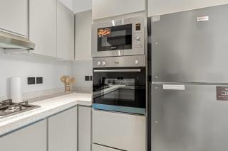 Luxurious 3BR Apartment NZL266 - 3