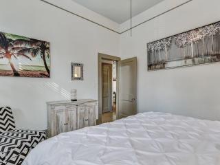 Drayton Place 1B - 2