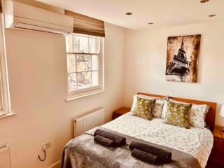 Hidden Gem in Kensington - 0