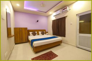 Hotel Miraj Blusagar Jagannath Temple # Sea Beach # Bangali Market, Best Prime Location - 5
