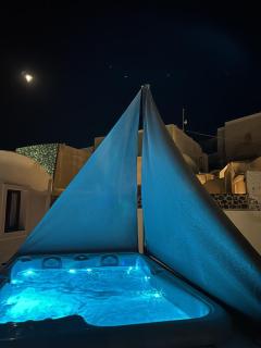 Argy's Luxury Caves - 8