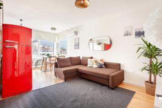 Magnificent View Great Location - 4