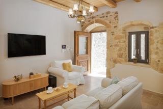 Villa Voritsi with Jacuzzi & Sauna - 3